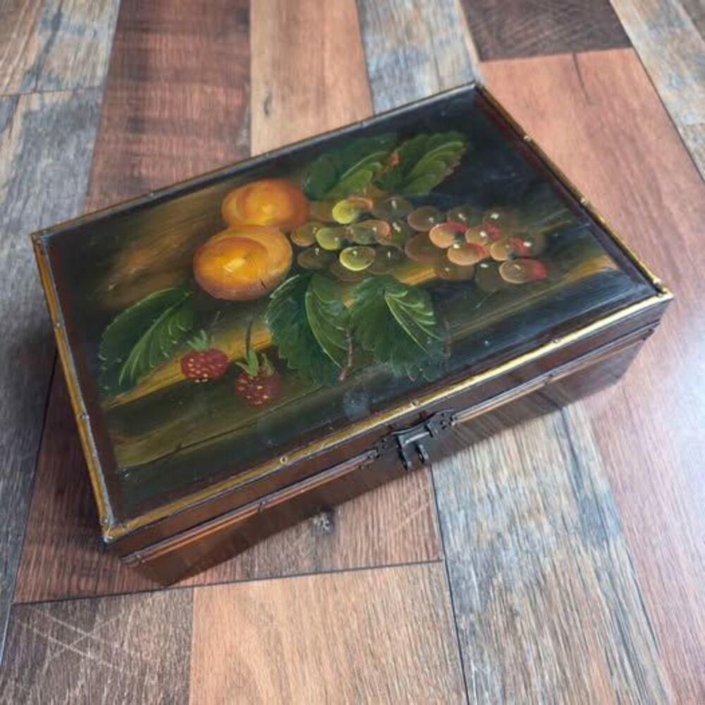 Vtg Hand-Painted Wooden Fruit Still Life Trinket Box Cottage Botanical Kitchen